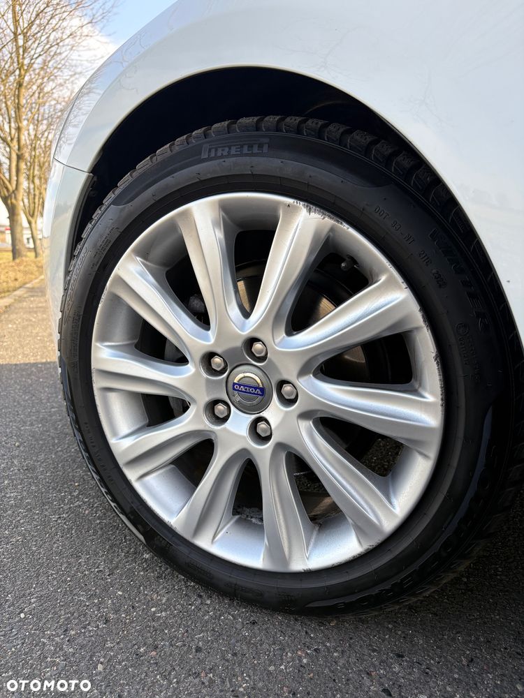 Volvo V40 D2 Momentum - 10