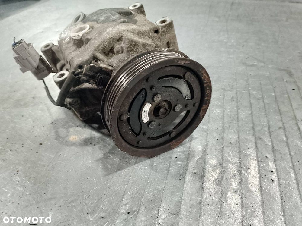 POMPA, SPRĘŻARKA KLIMATYZACJI TOYOTA COROLLA VERSO I 447220-6352 2.0 D4D - 7