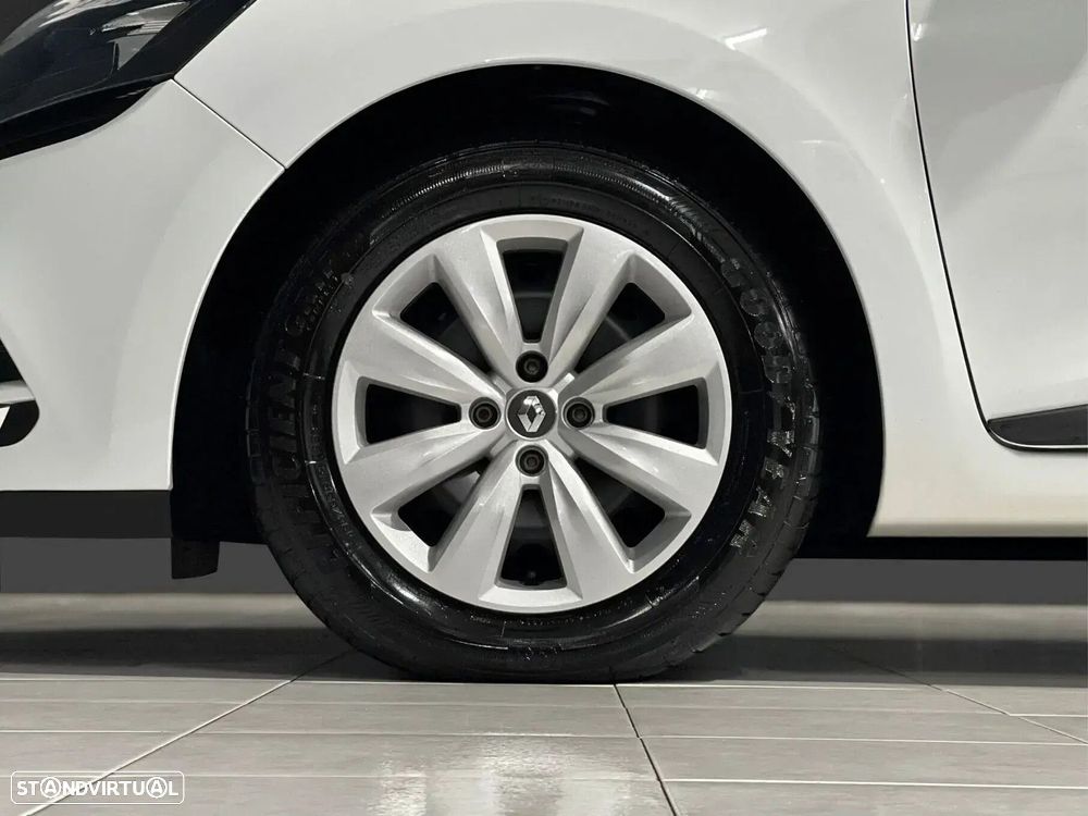 Renault Clio - 13