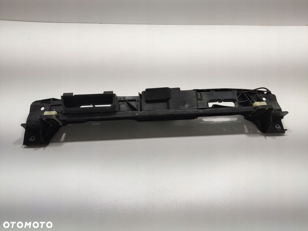 pas przedni górny wzmocnienie zamek maski peugeot 3008 ii 16-24 9829226780 - 2