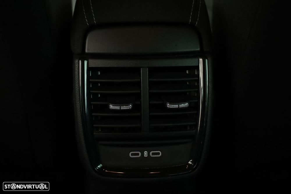 Skoda Kamiq 1.0 TSI DSG - 20