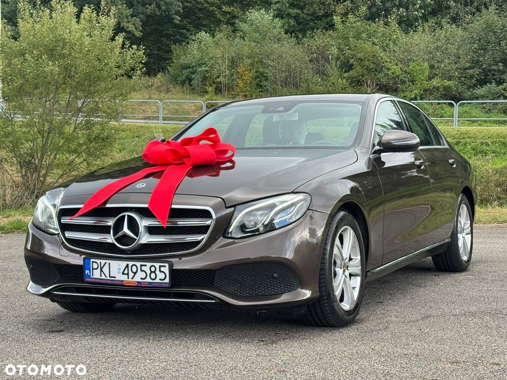 Mercedes-Benz Klasa E 220 d 9G-TRONIC - 4