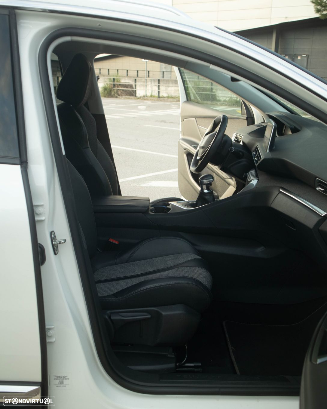 Peugeot 3008 1.2 PureTech Allure Pack - 8