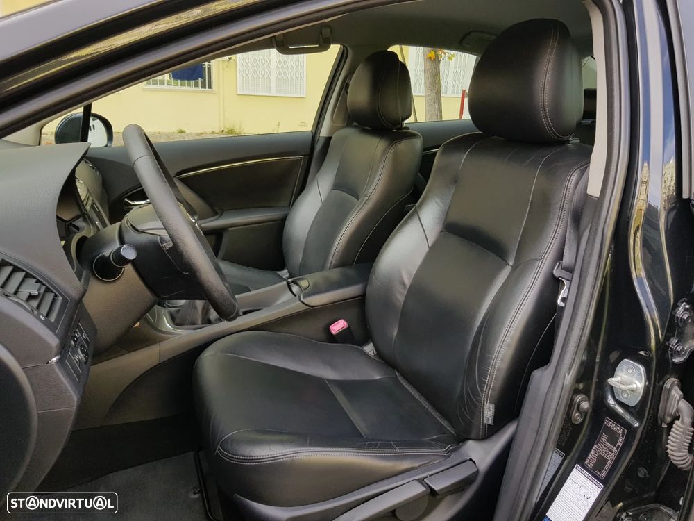 Toyota Avensis SD 2.0 D-4D Exclusive +Pele+GPS - 23