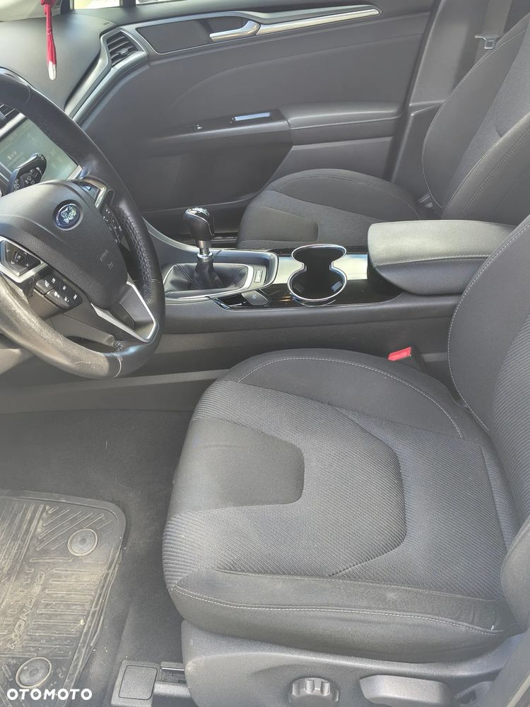 Ford Mondeo 1.5 EcoBoost Titanium - 9
