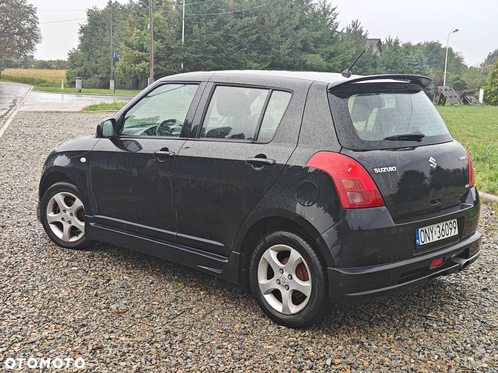 Suzuki Swift 1.3 GS / Premium 4WD - 3