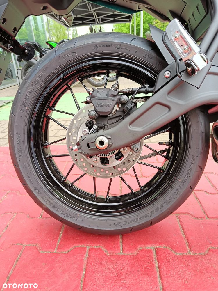 Kawasaki Z 650 RS - 13