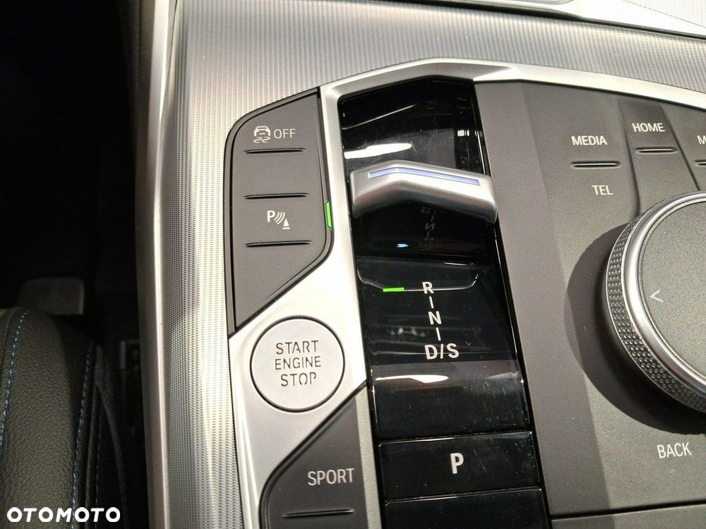 BMW Seria 3 - 38