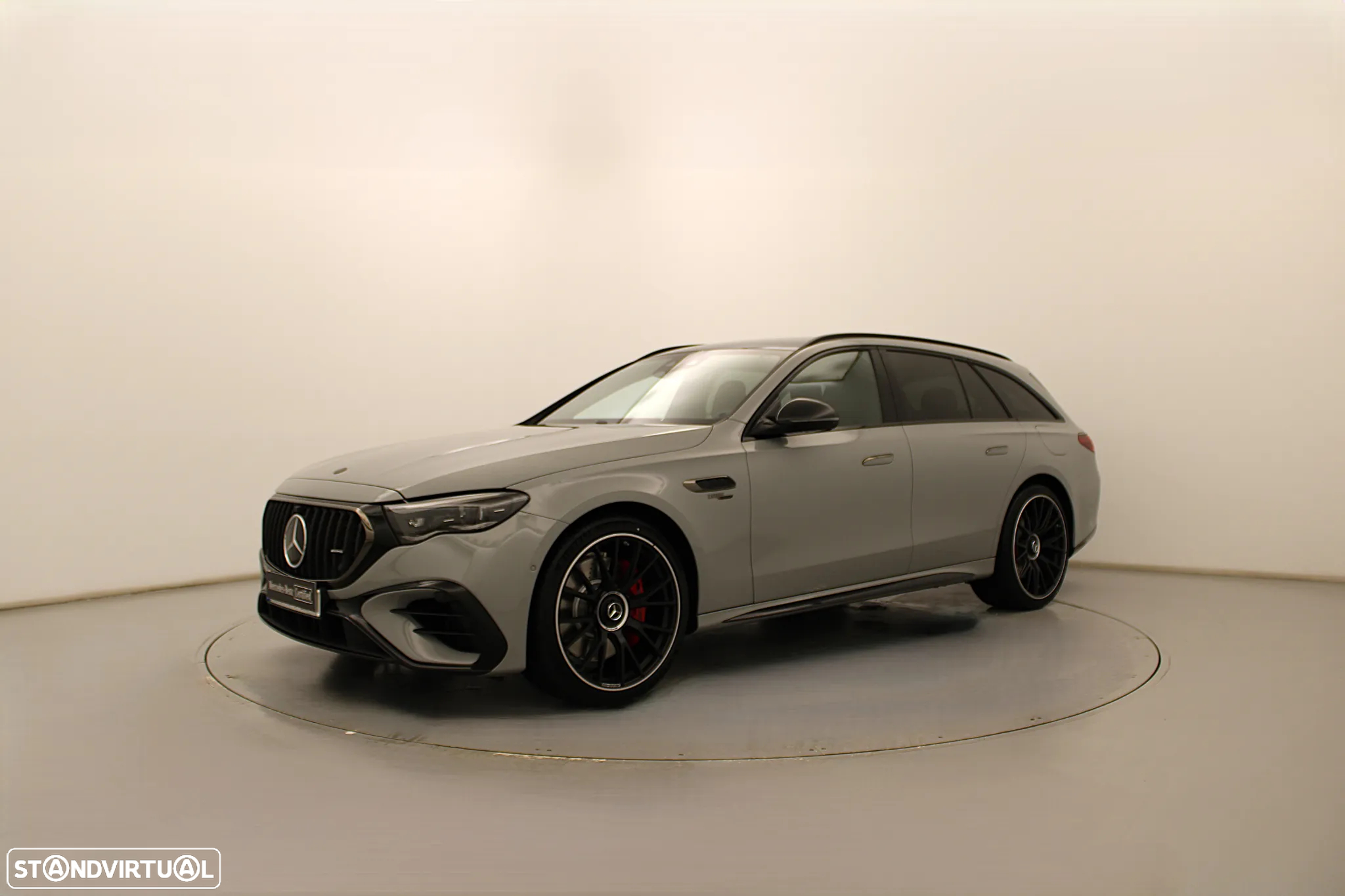 Mercedes-Benz E 53 AMG Hybrid 4Matic+ - 14