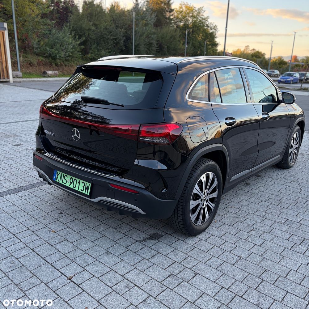 Mercedes-Benz EQA 250 AMG Line - 21
