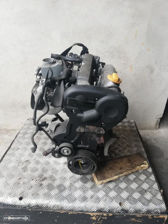 Motor Opel 1.8i 16v ref: Z18XE (Astra Vectra Zafira) - 2