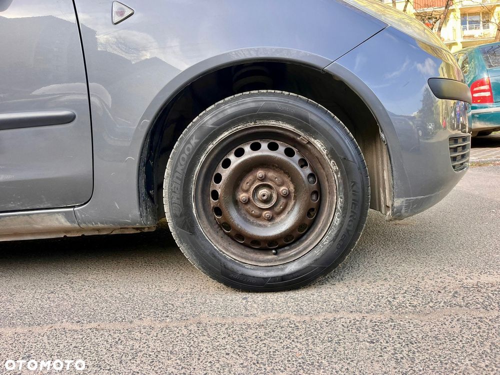 Mitsubishi Colt - 22