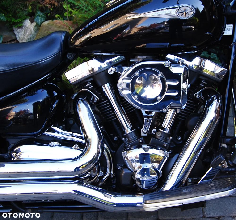 Yamaha Road Star - 8