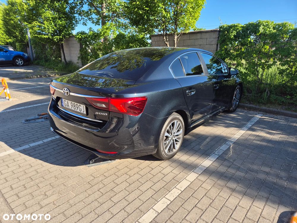 Toyota Avensis 2.0 Premium MS - 4