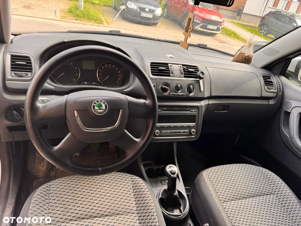 Skoda Fabia - 12