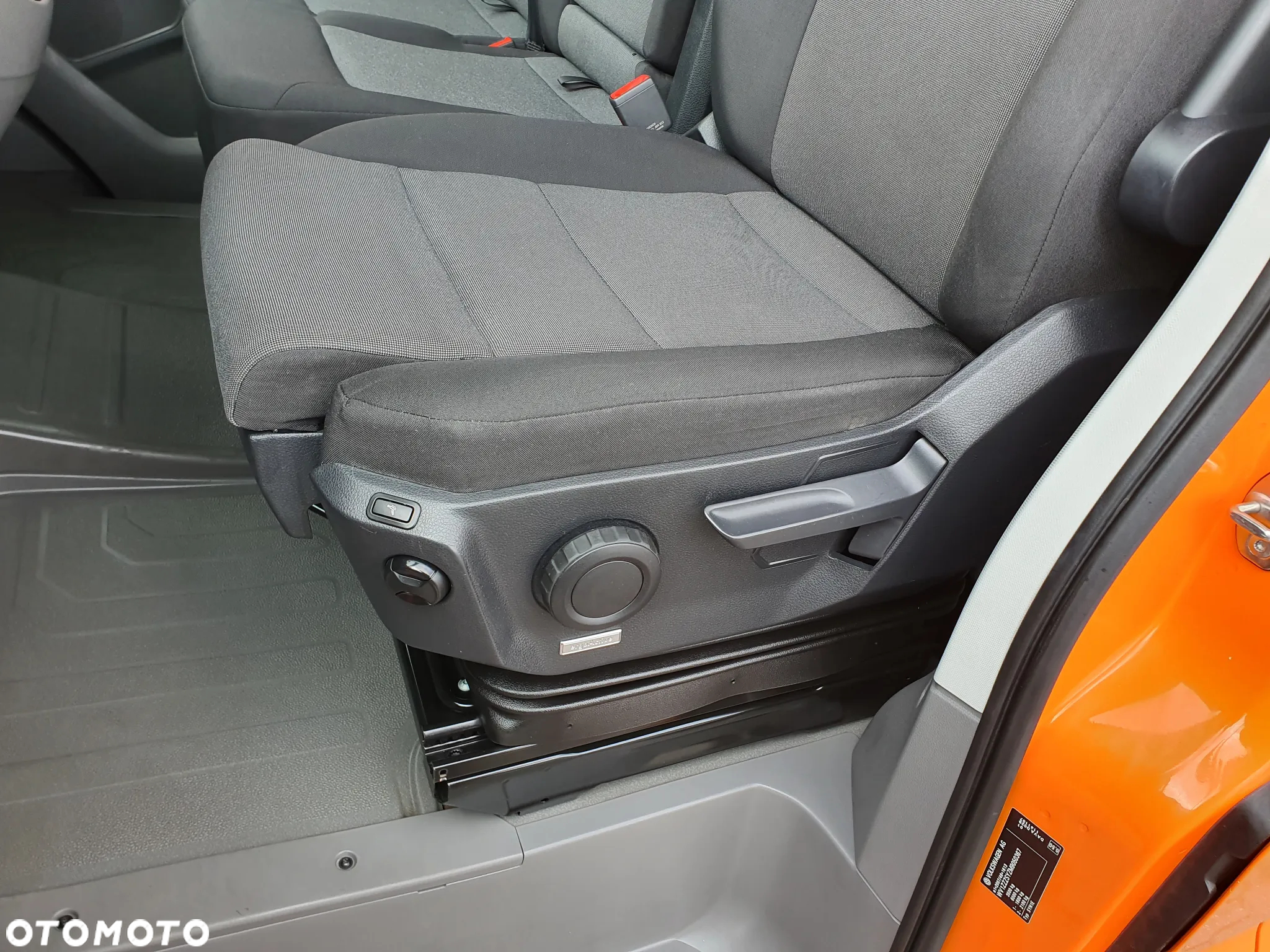Volkswagen CRAFTER - 19