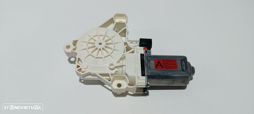 MOTOR ELEVADOR FRENTE ESQUERDO MERCEDES EQS 450+ - 1