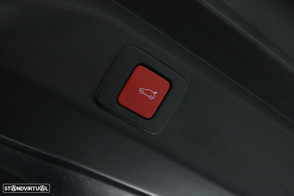 Peugeot E-3008 73 kWh GT - 51