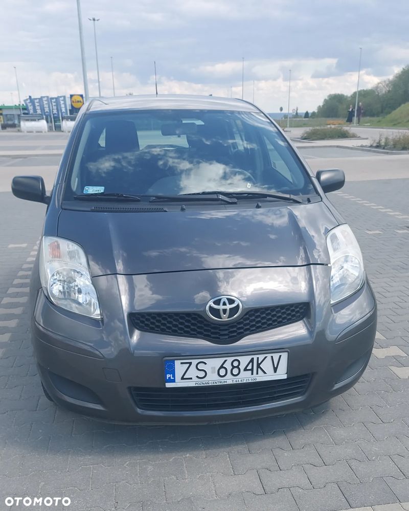 Toyota Yaris 1.33 Luna - 17