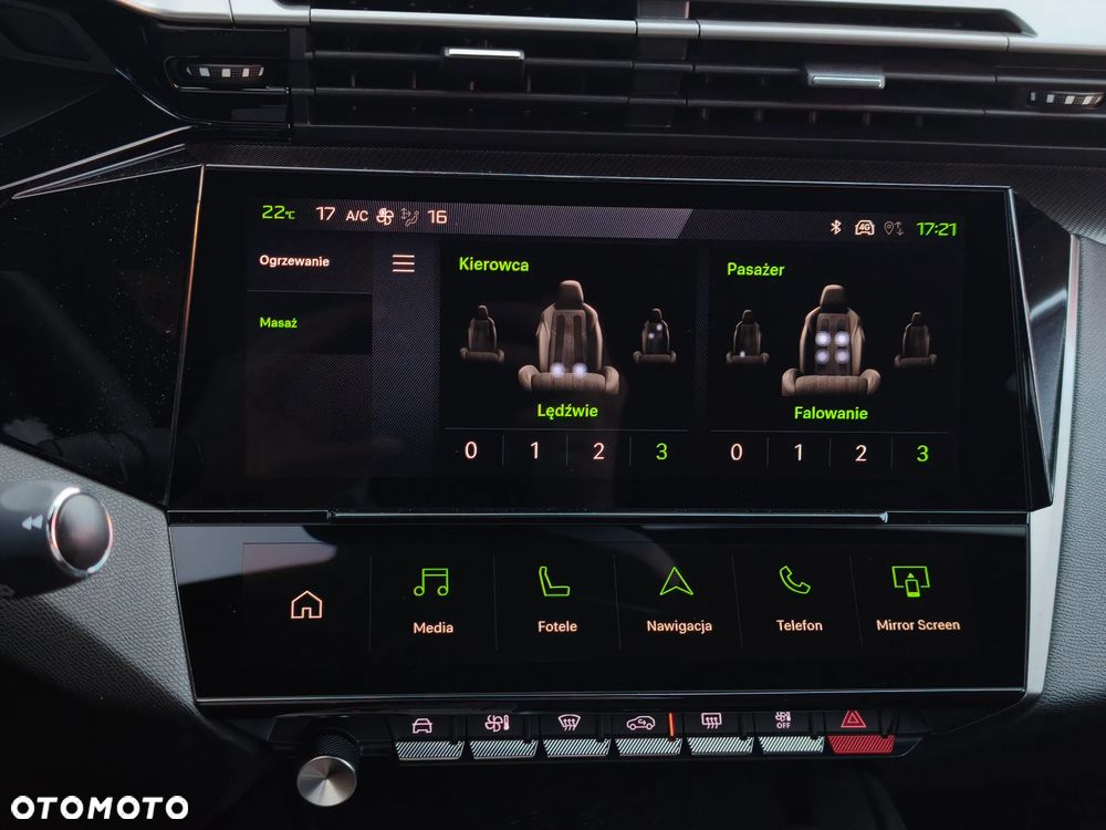 Peugeot 308 1.2 mHEV GT Exclusive S&S e-DCS6 - 22