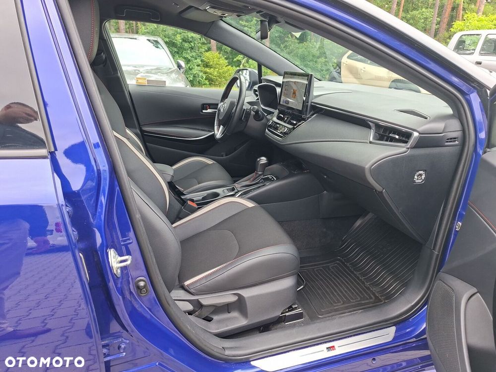 Toyota Corolla 2.0 Hybrid GR Sport Dynamic - 9