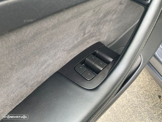 Tesla Model 3 Long Range Tração Integral - 25