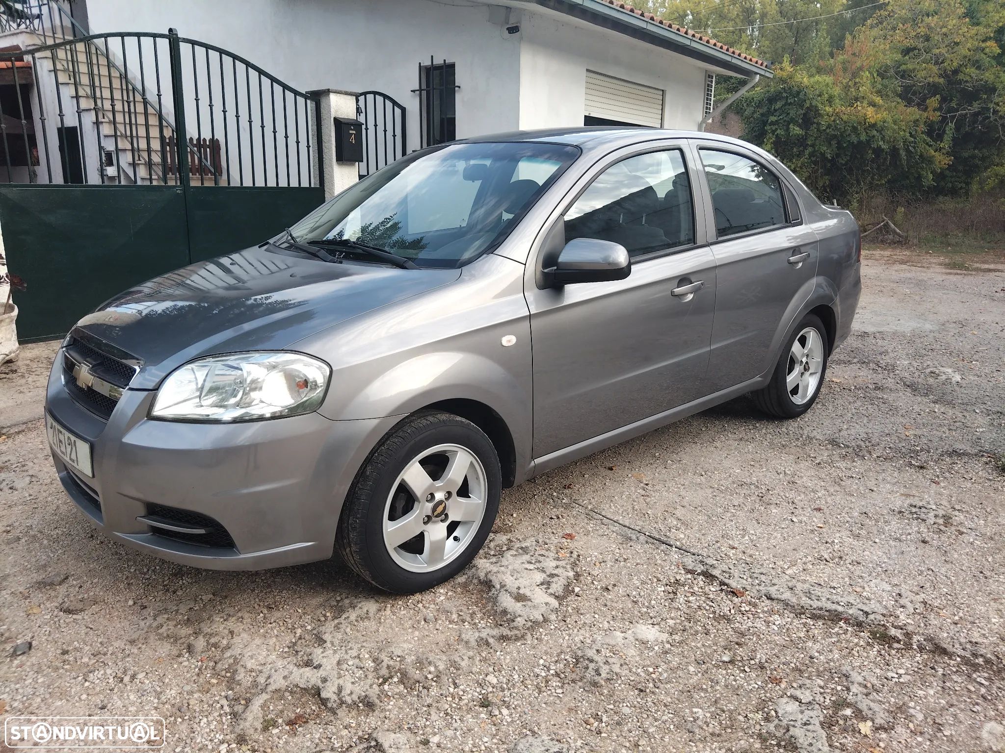 Chevrolet Aveo 1.2 LS - 1
