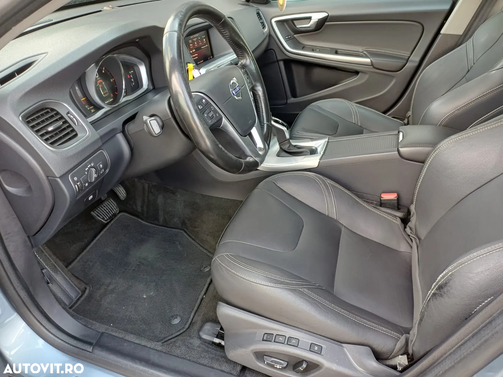 Volvo S60 D3 Summum - 14