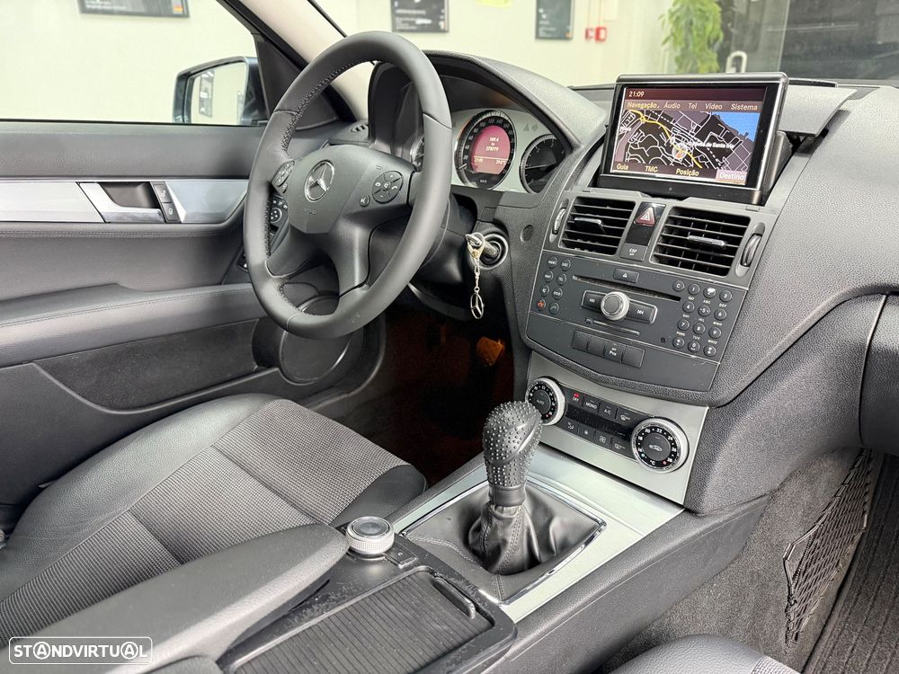 Mercedes-Benz C 220 CDi Avantgarde - 25