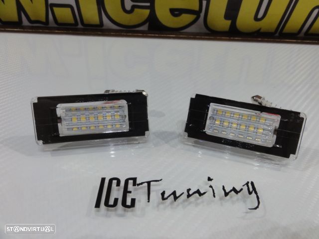 Suporte de lâmpada de matricula com led branco para Mini R56 / R57 / R58 / R59 - 1