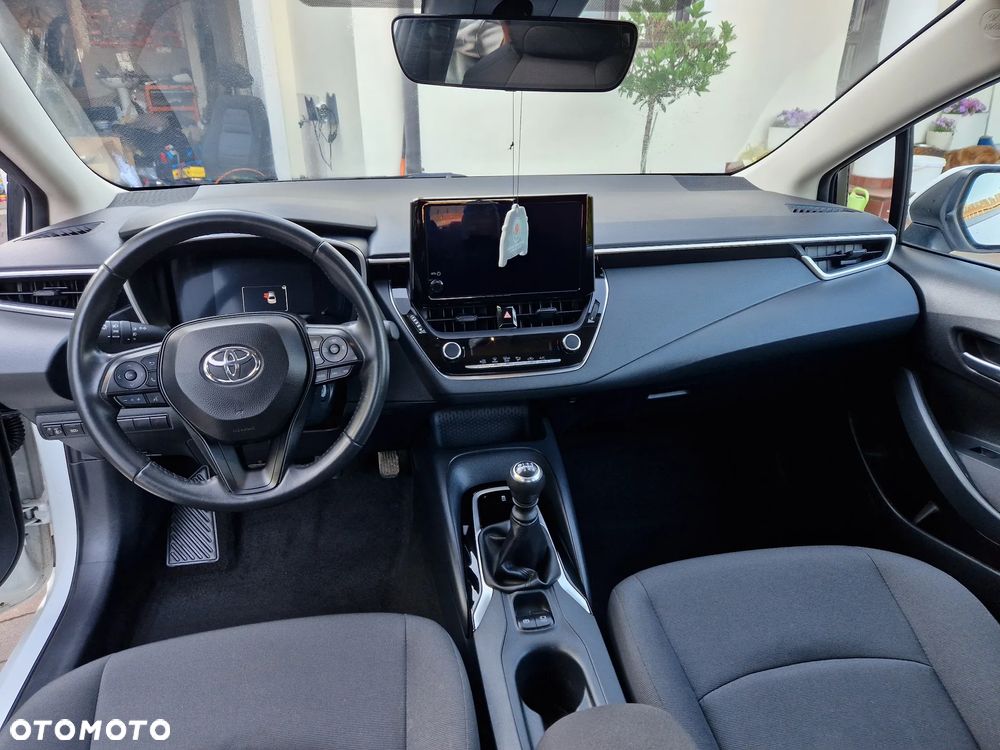 Toyota Corolla 1.5 Comfort - 17