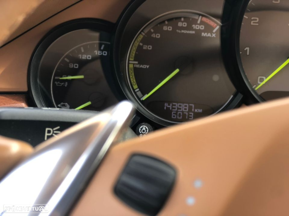 Porsche Panamera S e-Hybrid - 15