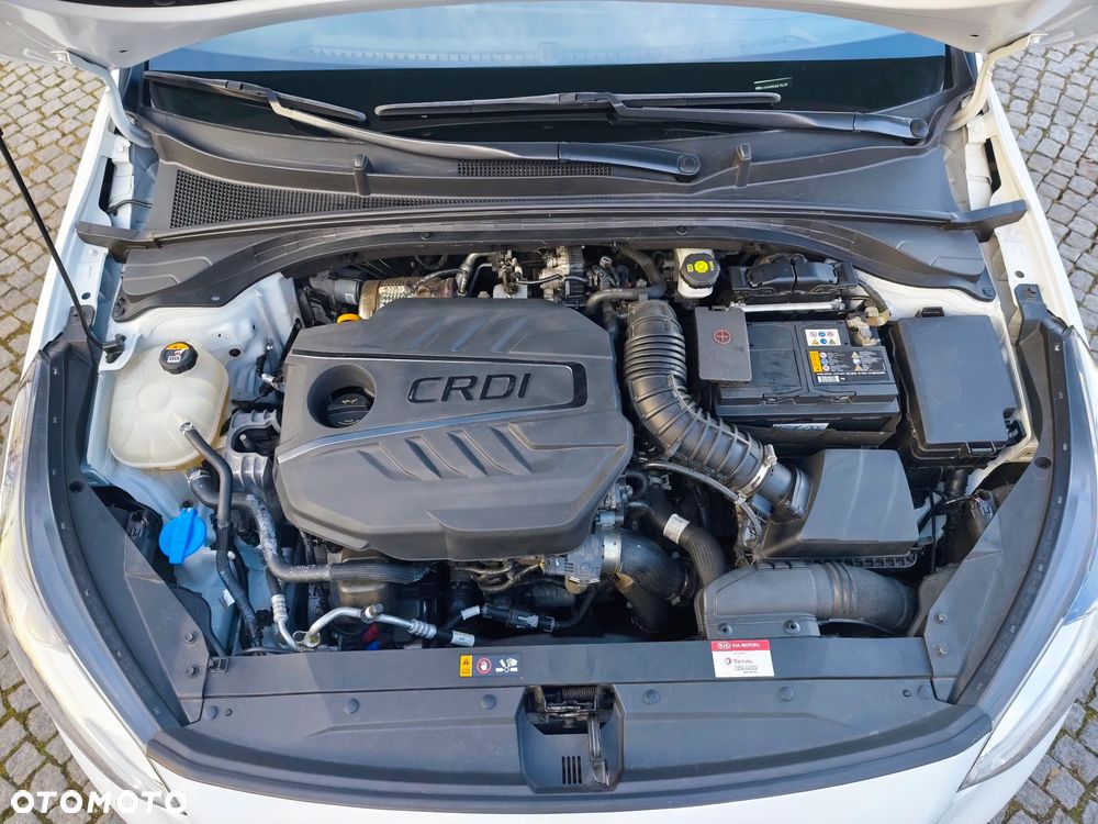 Kia Ceed 1.6 CRDi mHEV Business Line - 8