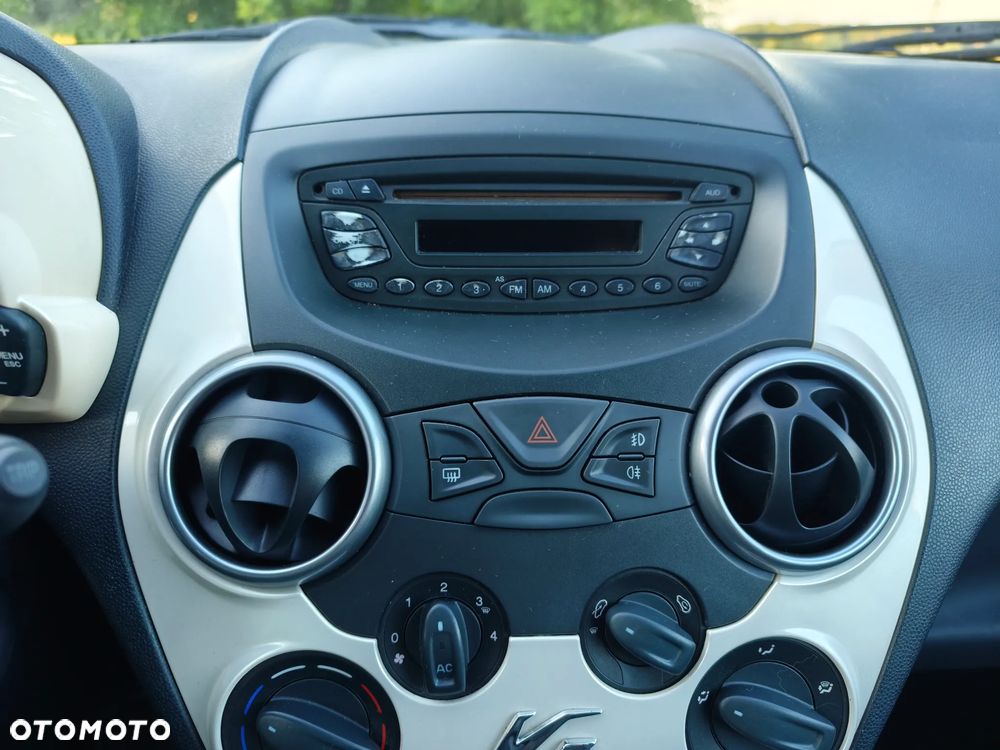 Ford KA 1.2 Trend - 12