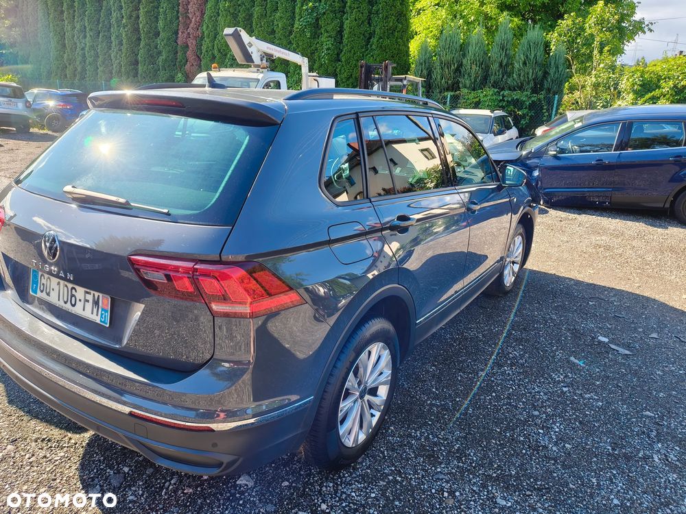 Volkswagen Tiguan 2.0 TDI SCR DSG ACTIVE - 8