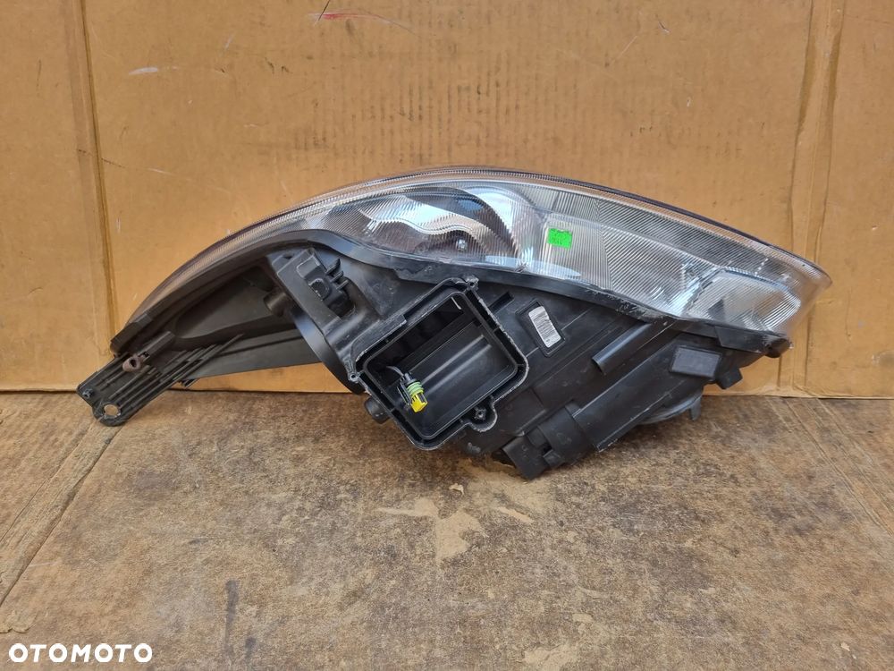 FORD FOCUS MK3 LIFT XENON LED LAMPA PRAWA PRZÓD - 4