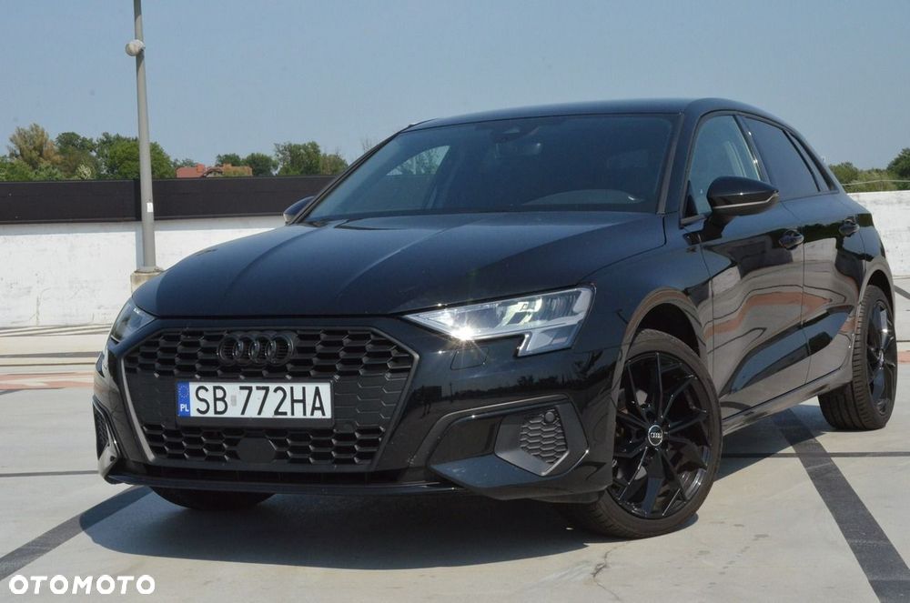 Audi A3 Sportback 30 TDI Advanced - 2