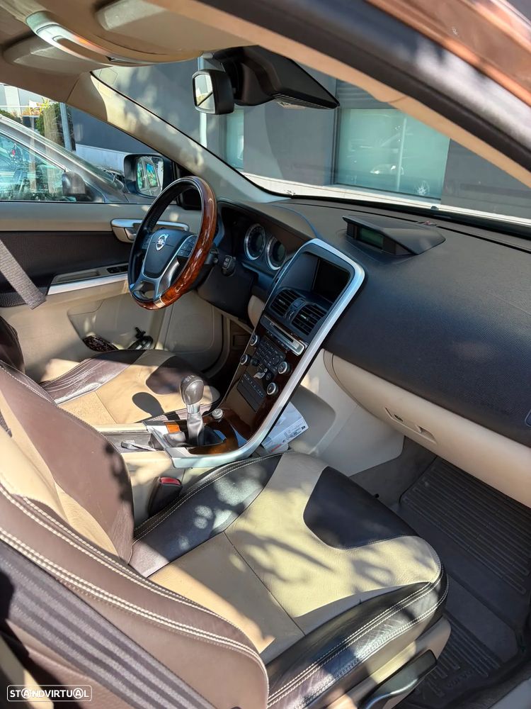 Volvo XC 60 2.0 D3 Drive - 6