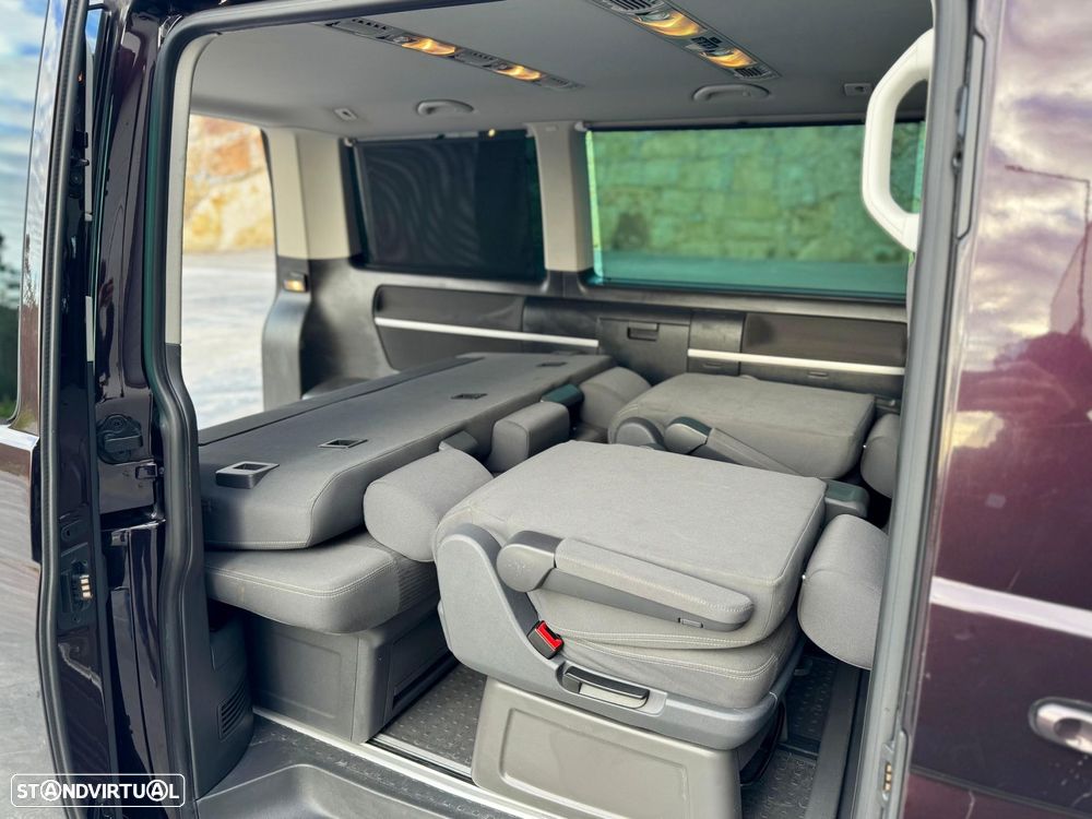 VW Multivan 2.0 TDi 180 Highline BlueMotion - 49