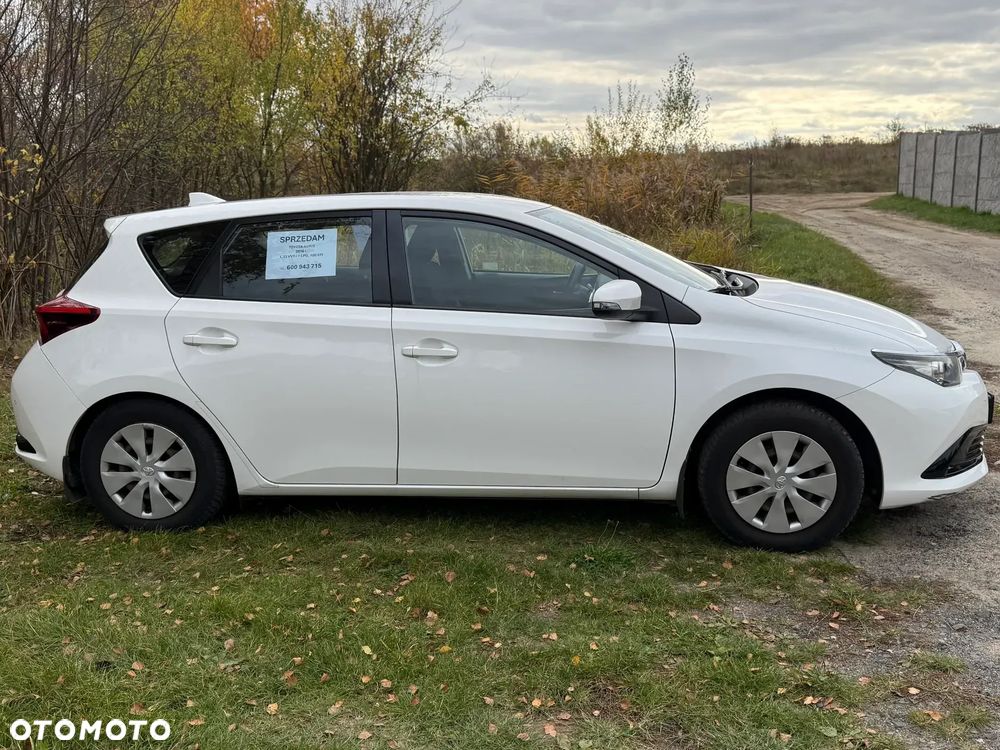 Toyota Auris 2016 photo 4