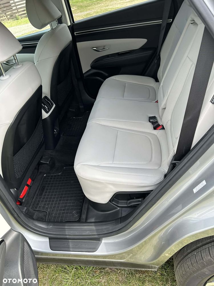 Hyundai Tucson 1.6 T-GDi HEV 4WD Trend - 13