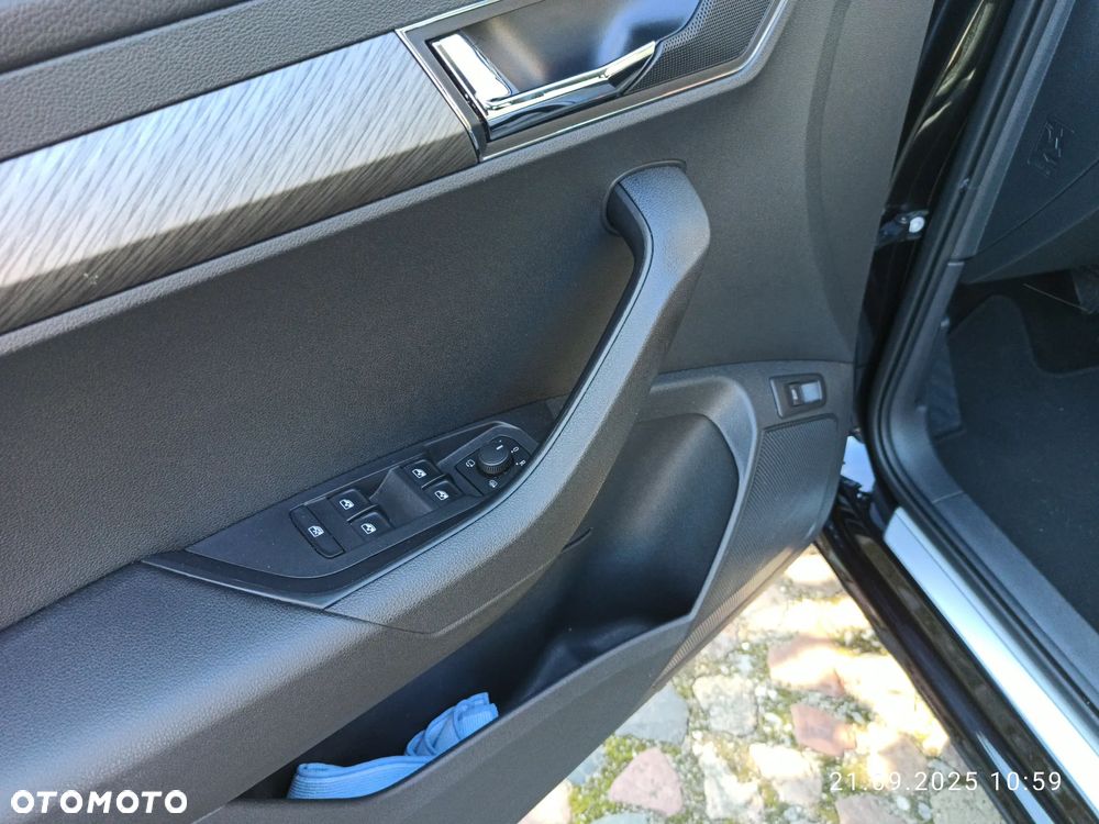 Skoda Karoq 1.5 TSI ACT 4x2 Style DSG - 10