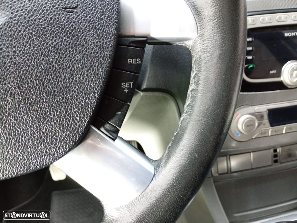 Ford Focus 1.6 TDCi Titanium - 23