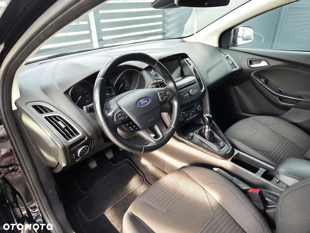 Ford Focus - 6