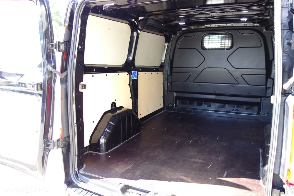 Ford Transit Custom 2.0 Ecoblue 130 KM  L1H1 Klima Webasto  Navi - 9
