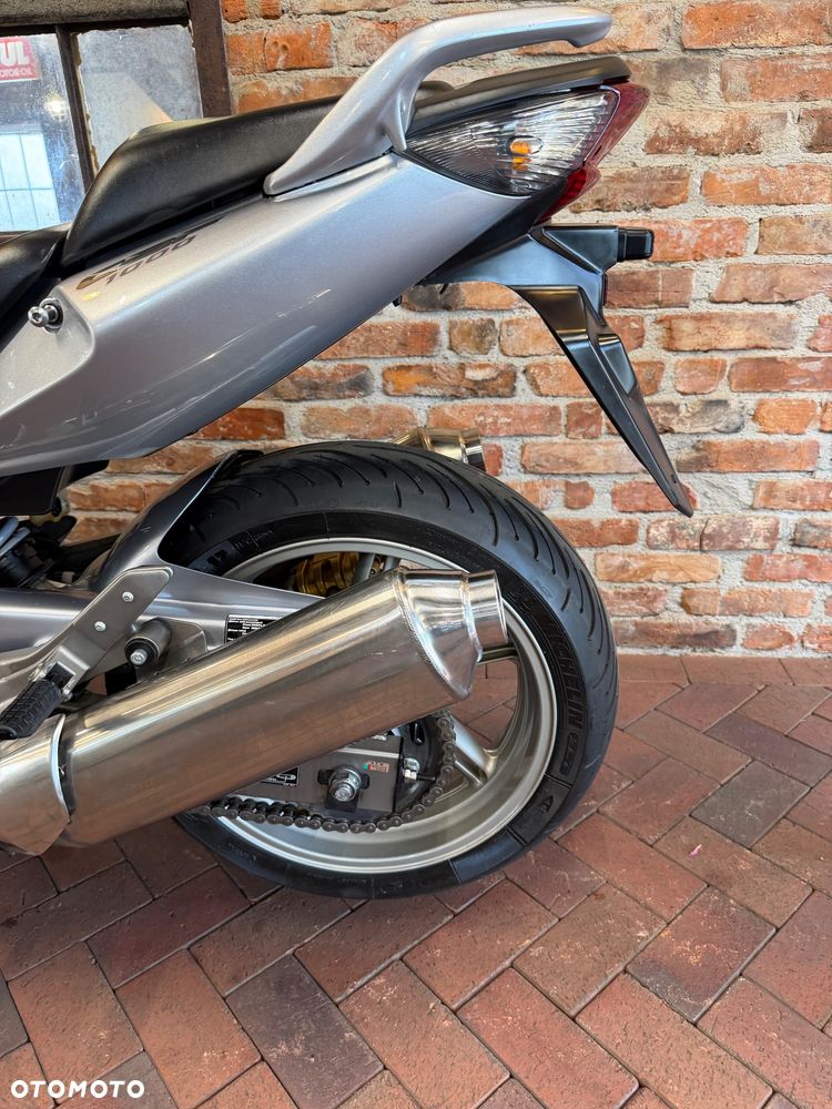 Honda CBF - 26