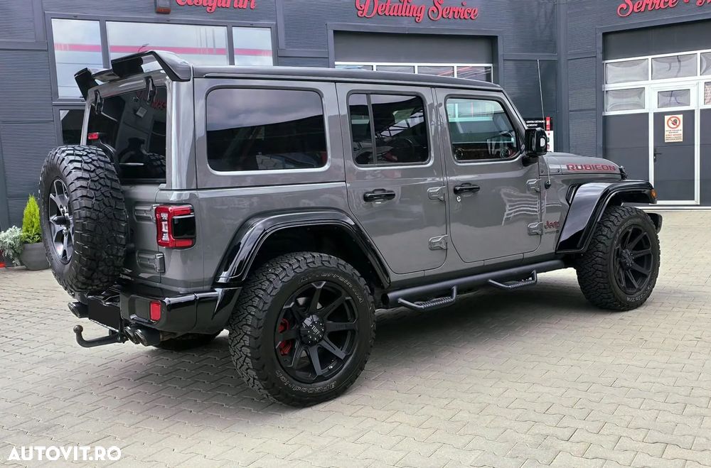Jeep Wrangler - 4