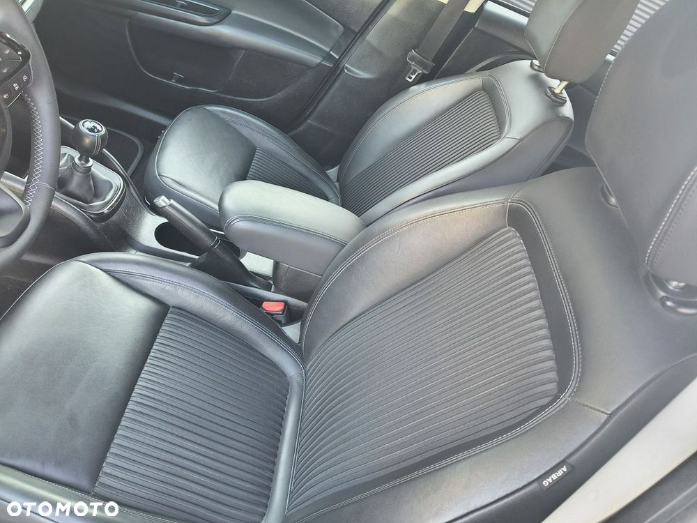 Fiat Tipo 1.4 T-Jet 16v S-Design - 17