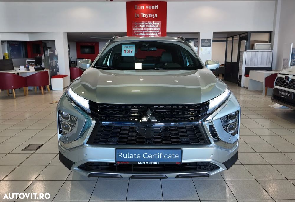 Mitsubishi Eclipse-Cross Plug-In Hybrid 4WD Plus - 2