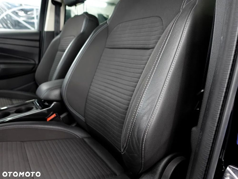 Ford Kuga 2.0 TDCi AWD Titanium - 17